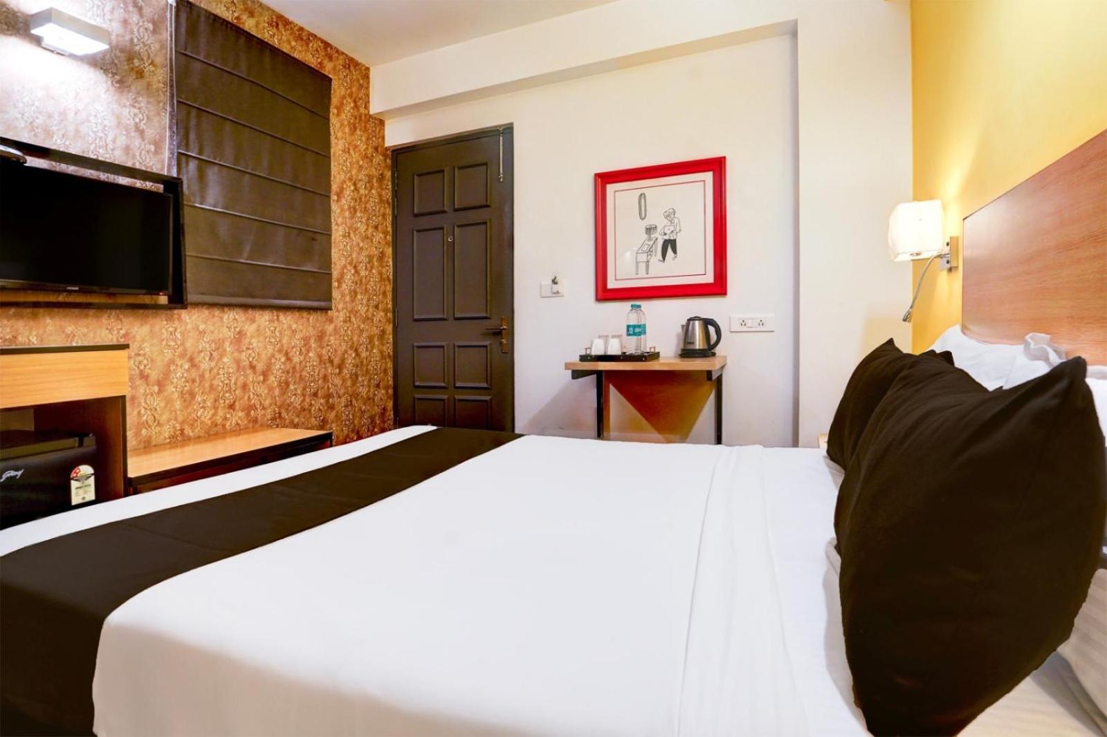 Aerotech Hotel New Delhi